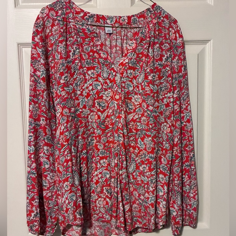 Old Navy Red and White Floral Blouse